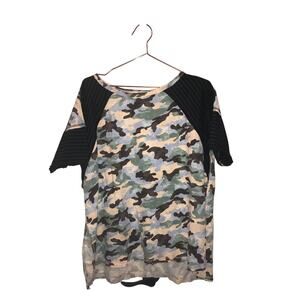UMGEE Camo Striped Short Sleeve T-shirt - Size Medium